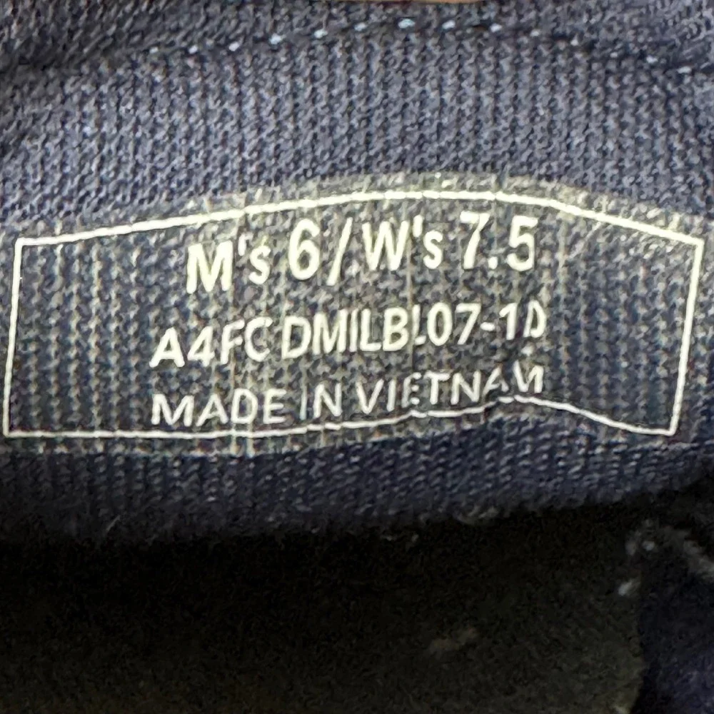 Kizik Madrid Eco Navy Blue Suede Hands-Free Slip On Sneakers Mens 6 Womens 7.5